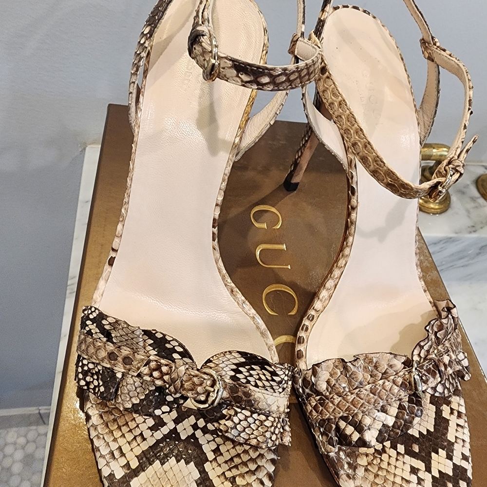 Gucci heels